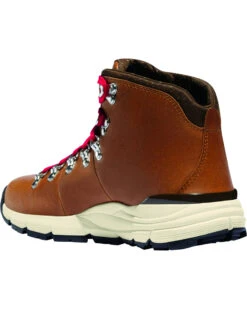 Danner Women's Mountain 600 Hiking Boots - Round Toe
