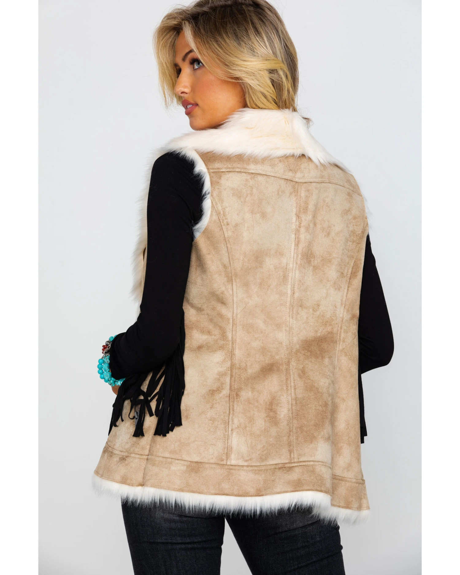 Honey Creek By Scully Women's Beige Faux Fur Vest - Image 4