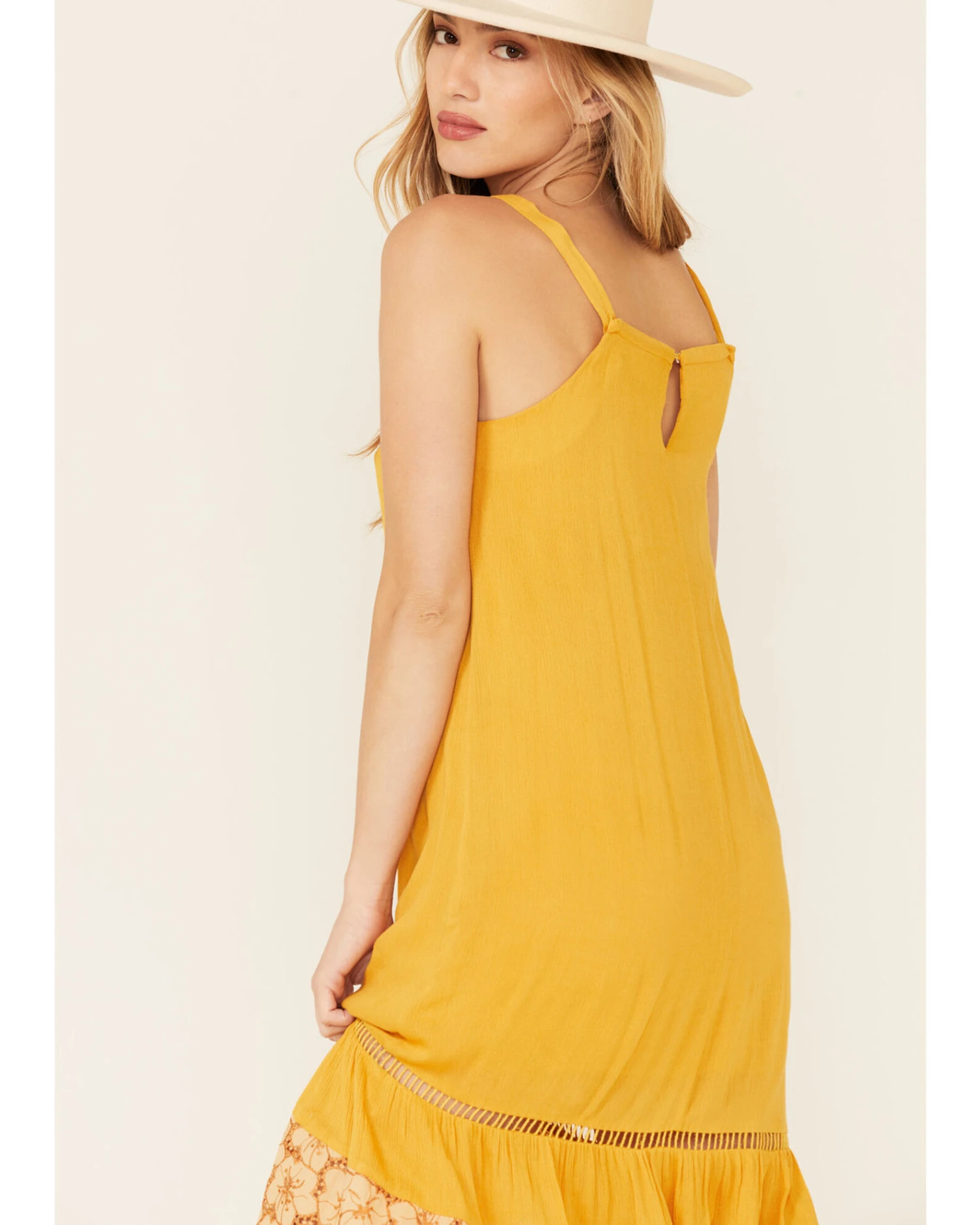 Miss Me Women's Crochet Midi Dress - Image 3