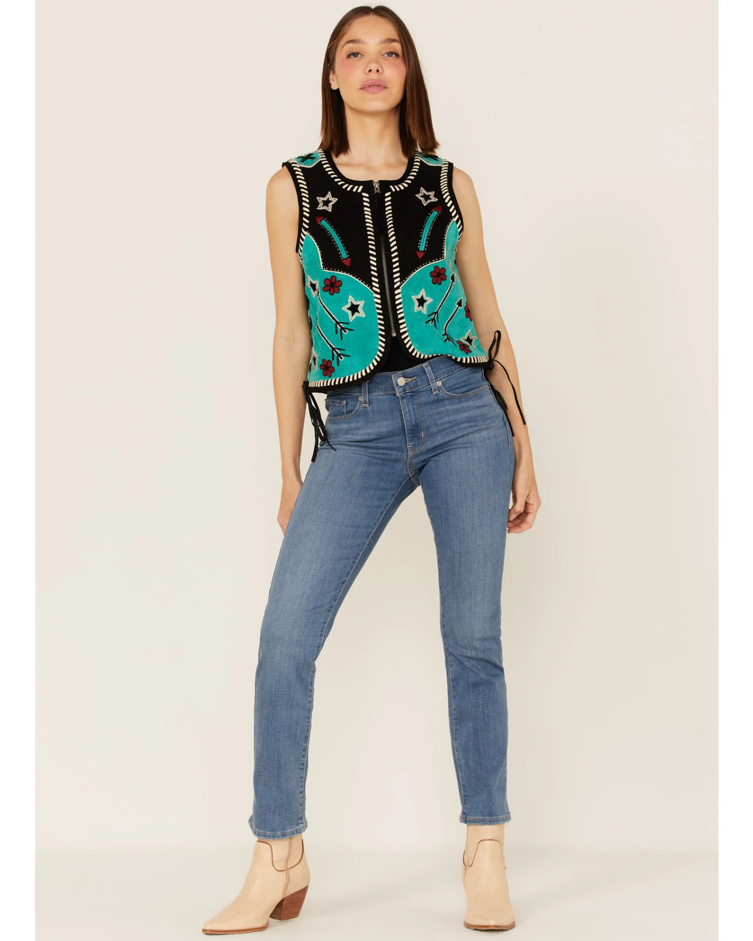 Double D Ranch Women's Roping The Wind Vest - Image 4