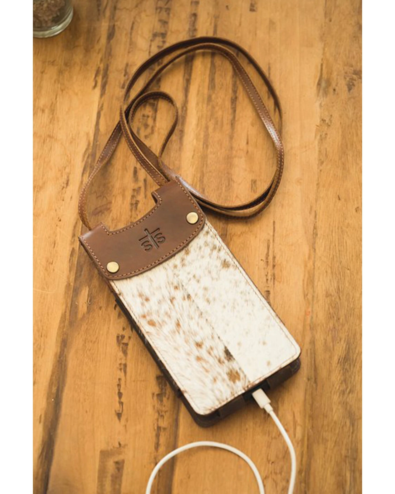 STS Ranchwear Women's Hair On Cowhide Cell Phone Crossbody - Image 4