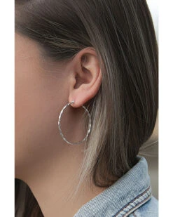 Montana Silversmiths Women's Cut Rope Hoop Earrings
