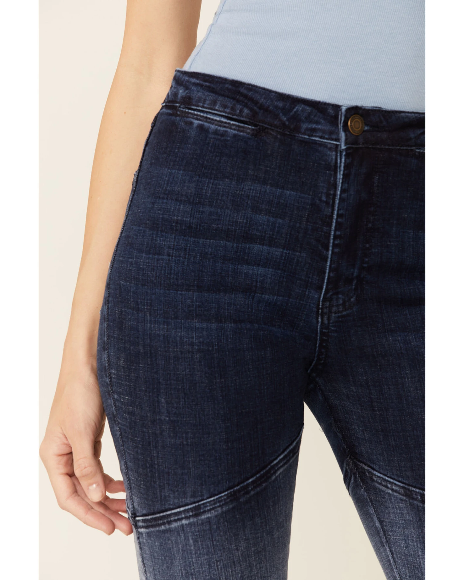 Saints & Hearts Women's Ombre Seamed Flare Jeans - Image 3