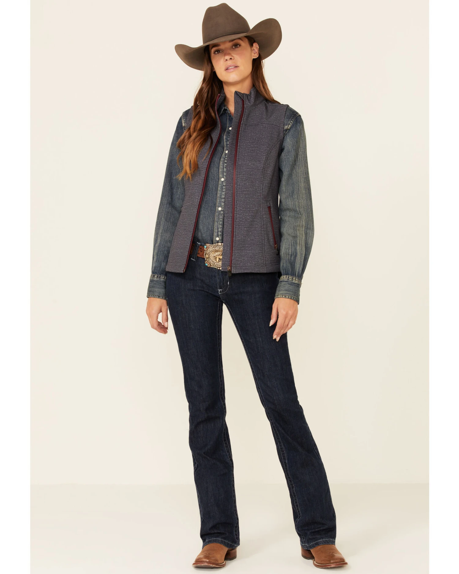 Shyanne Women's Seam Sealed Zip-Front Softshell Vest - Image 2