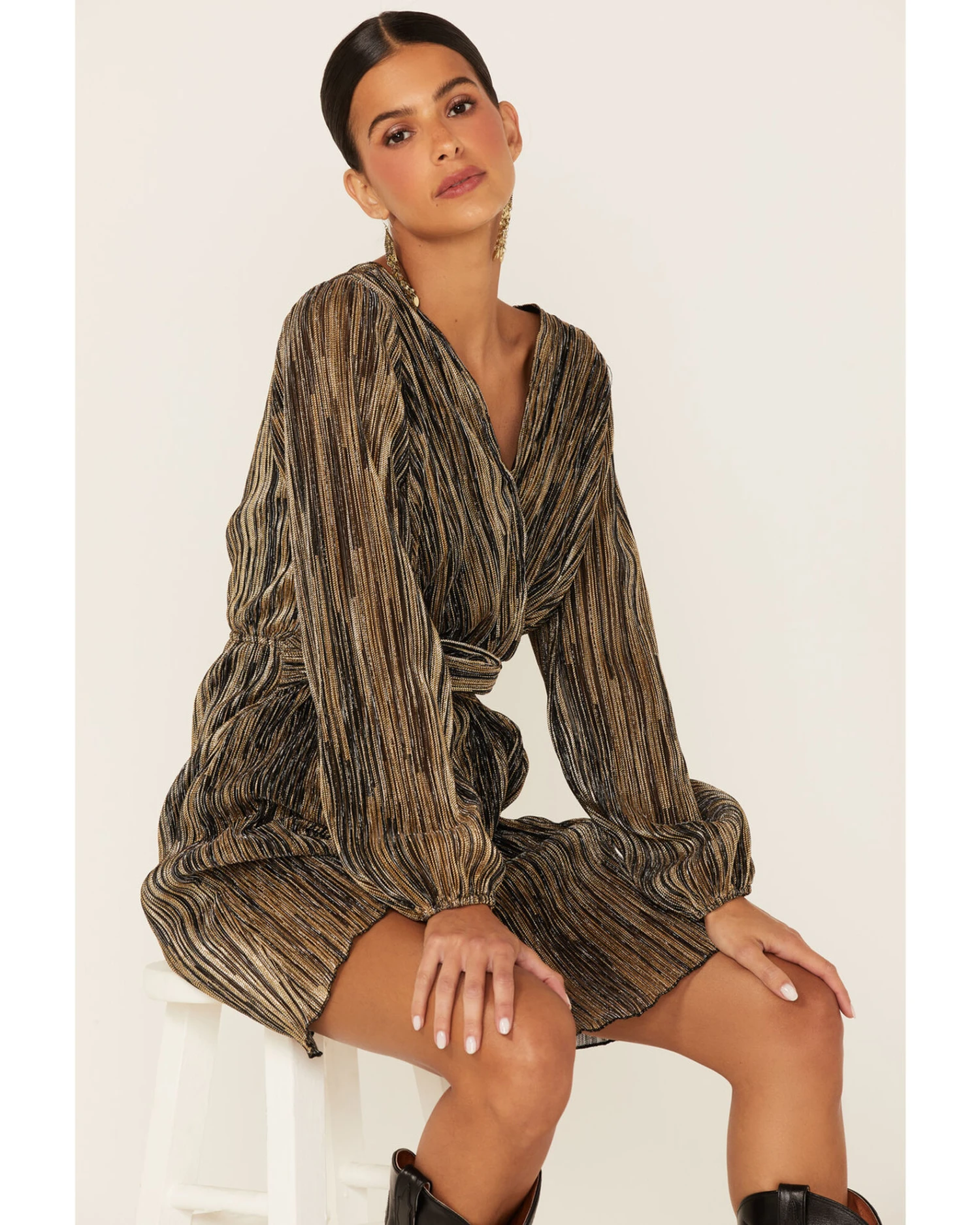 Molly Bracken Women's Pleated Metallic Wrap Dress - Image 3