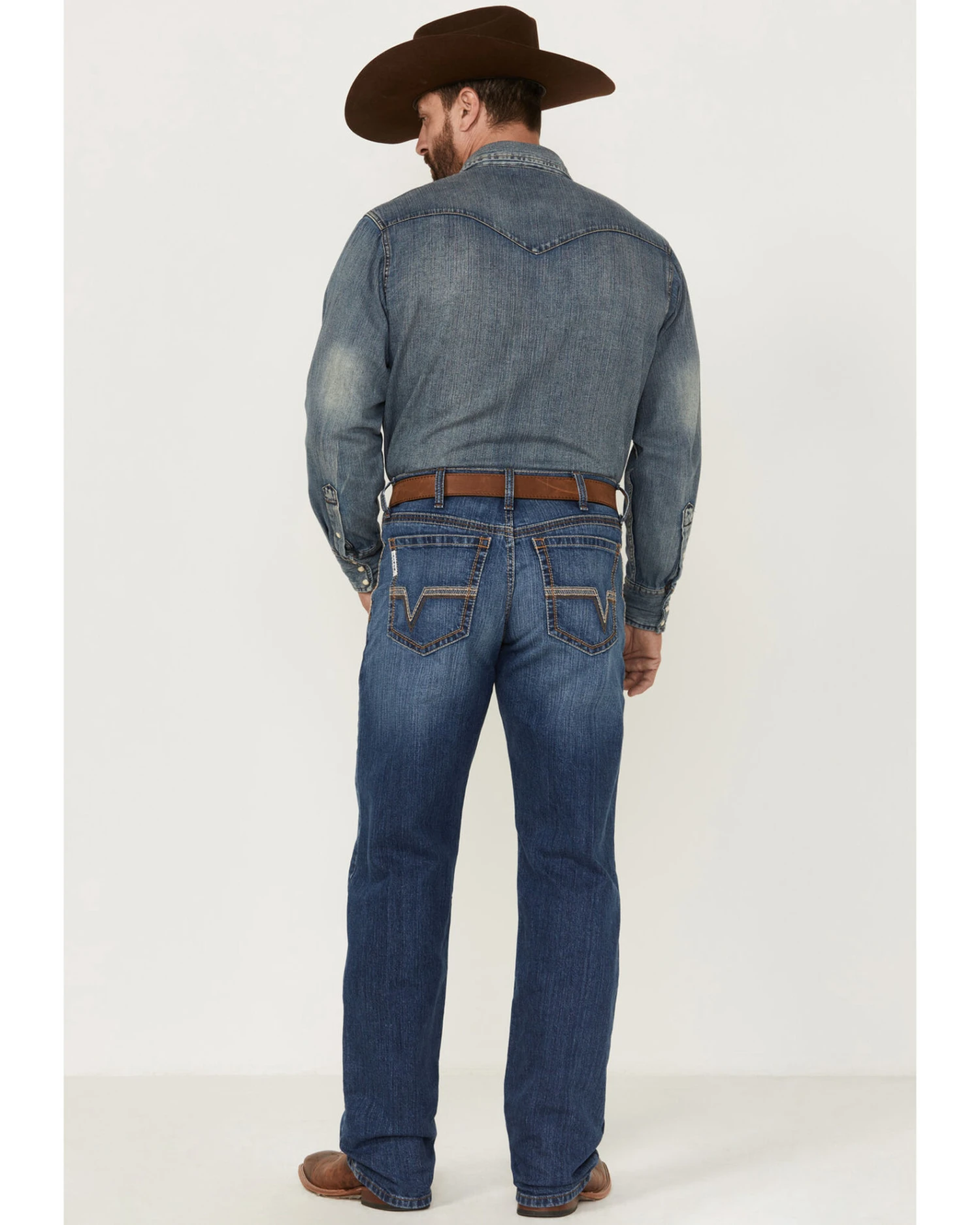 Cinch Men's Label Performance Stretch Relaxed Bootcut Jeans - Image 4