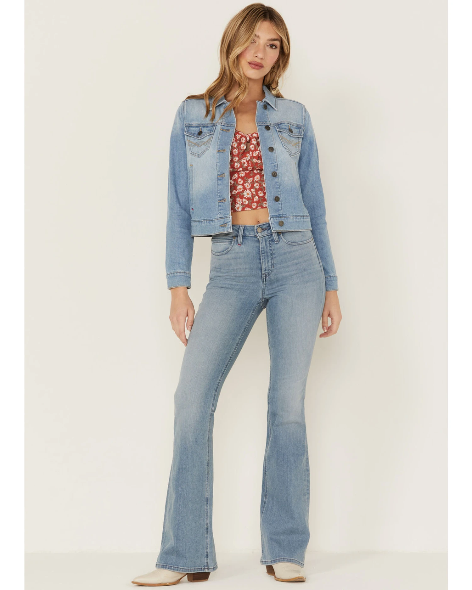 Idyllwind Women's Signature Classic Grapevine Wash Denim Jacket