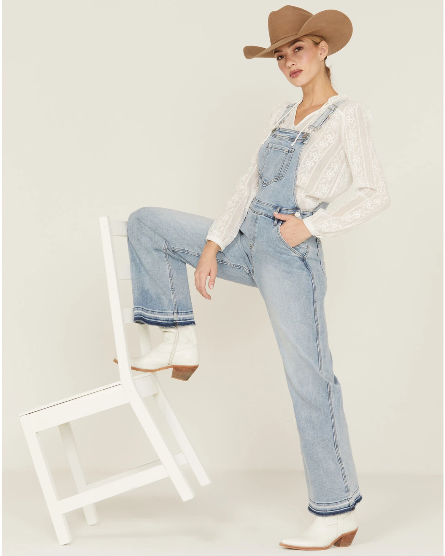 Cleo + Wolf Women's Relaxed Release Hem Denim Overalls - Image 3