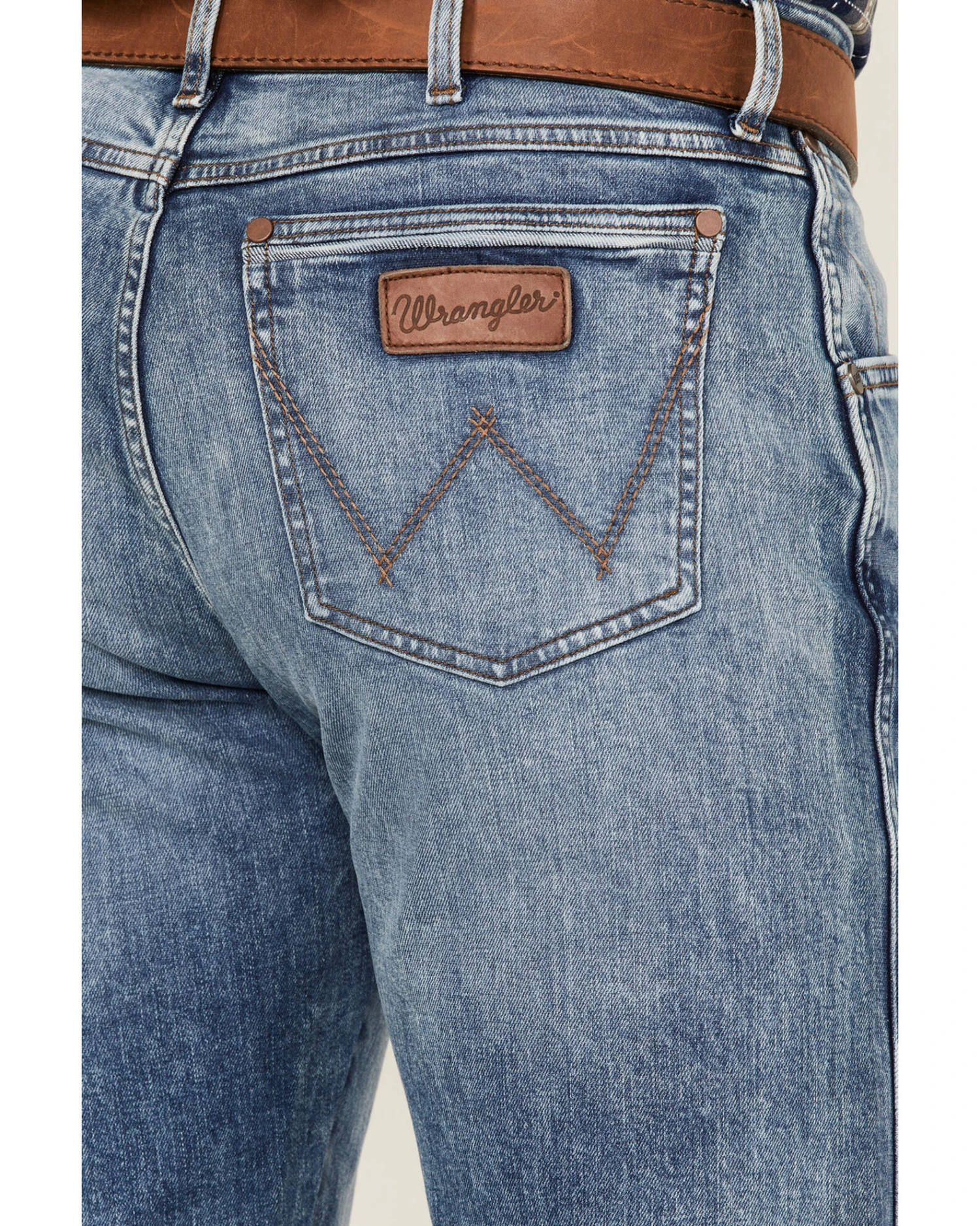 Wrangler Retro Men's Surf Light Acid Wash Stretch Slim Bootcut Jeans - Image 2