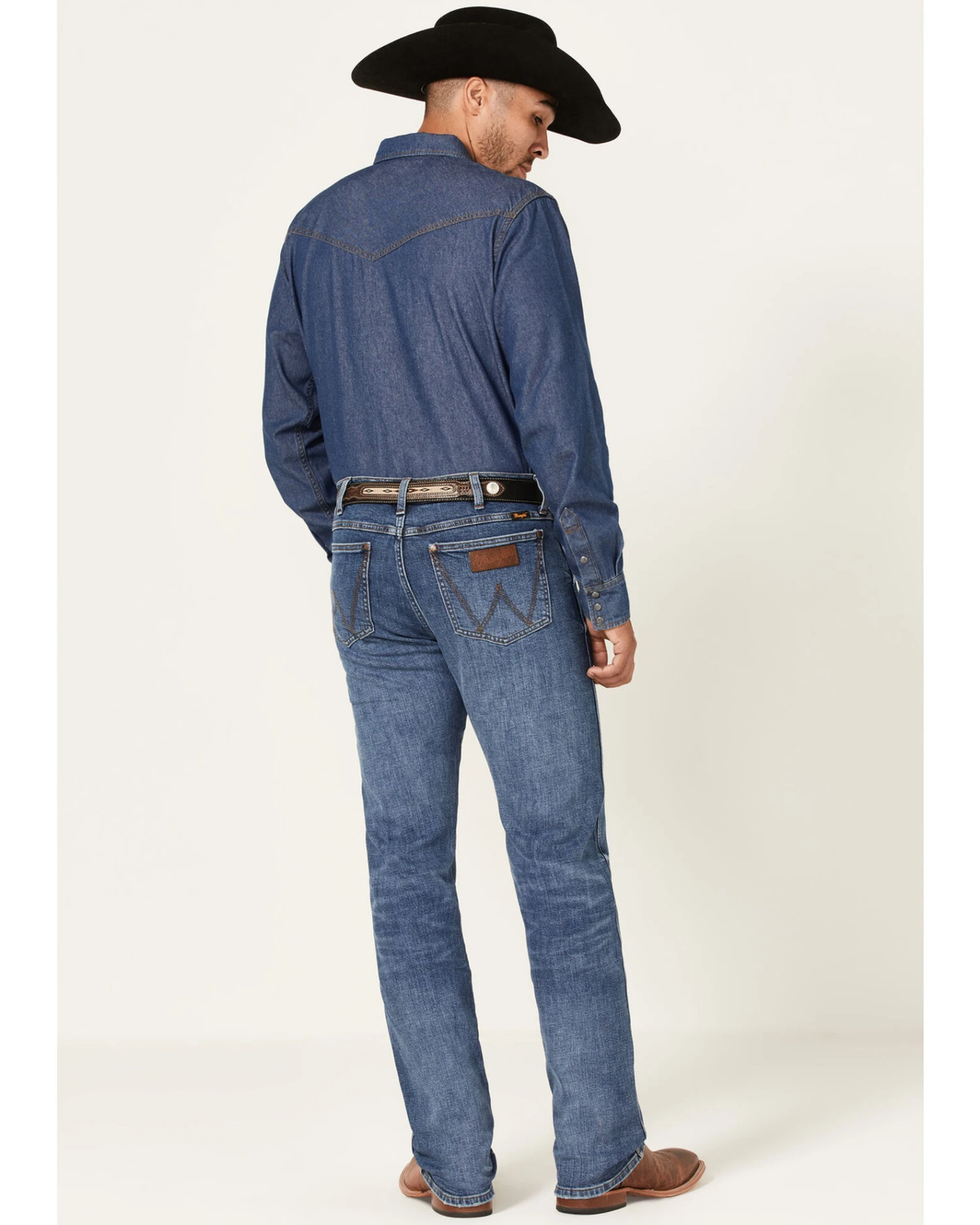 Wrangler Retro Green Men's Brierley Light Medium Wash Stretch Slim Straight Jeans - Image 2