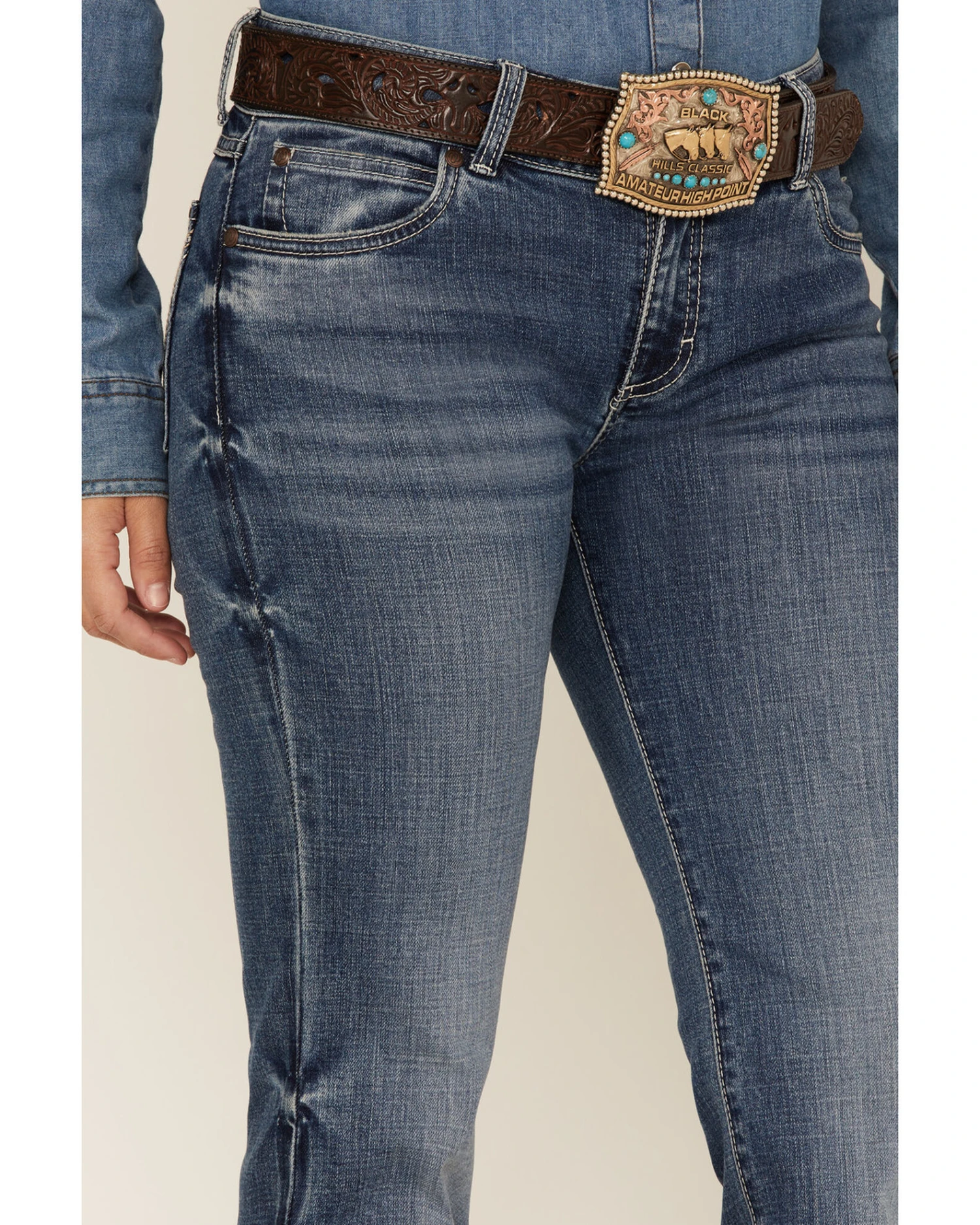 Wrangler Retro Women's Mae Medium Wash Trouser Jeans - Image 2