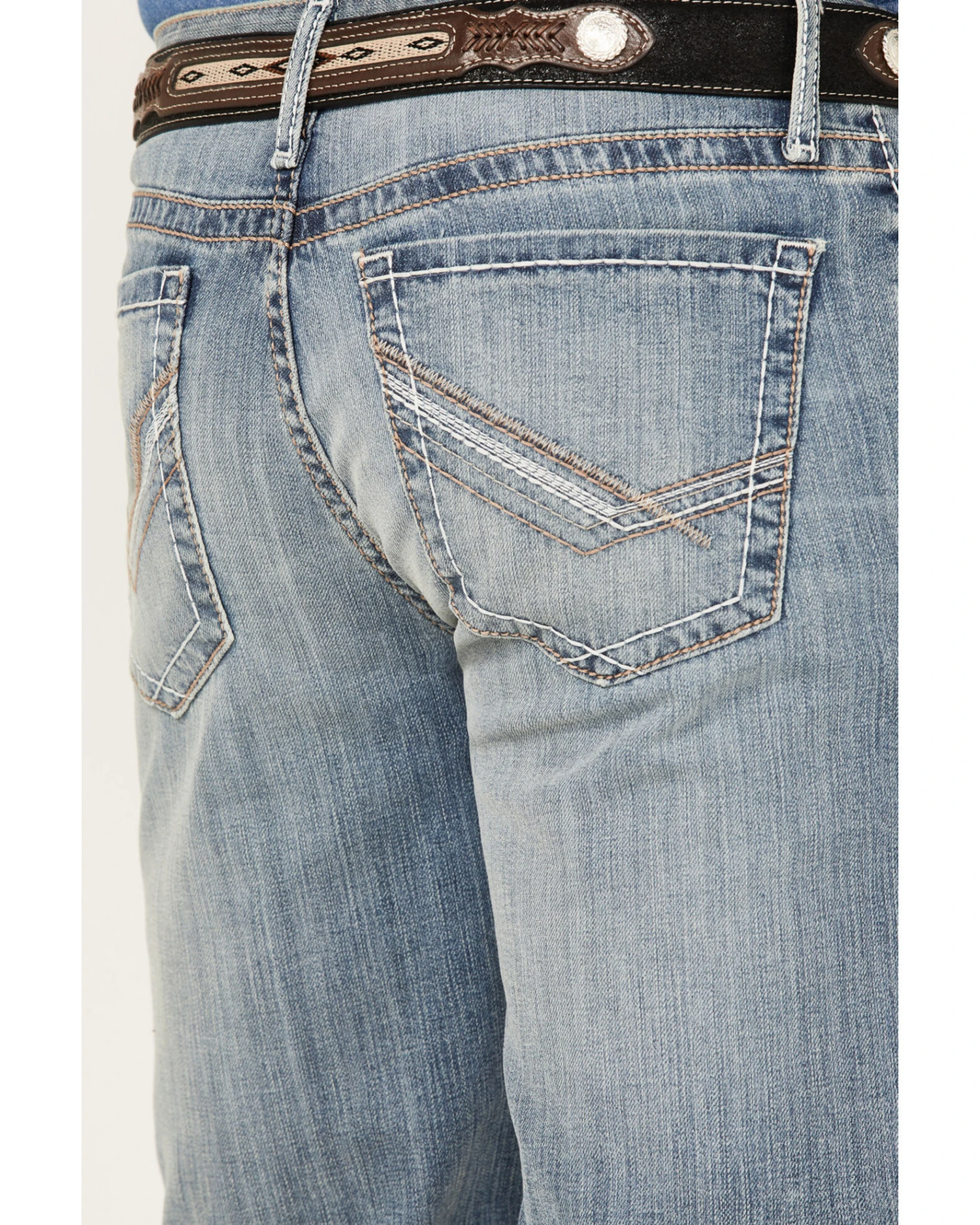 Cinch Men's Grant Light Stonewash Performance Stretch Relaxed Bootcut Jeans - Image 3