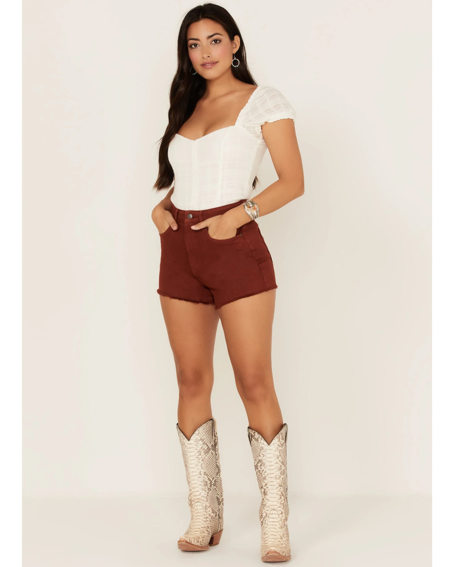 Idyllwind Women's Brady Frayed Hem Shorts - Image 2