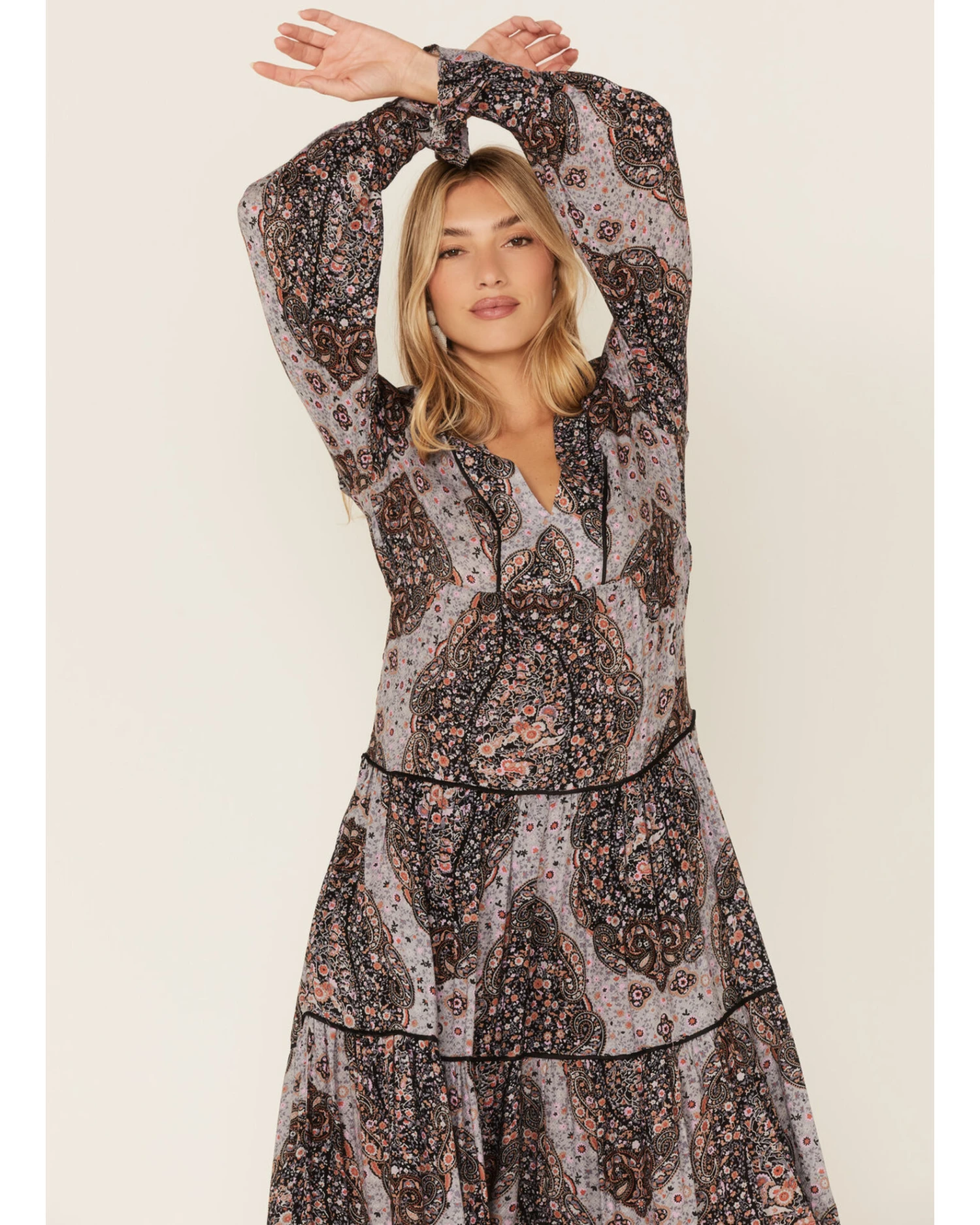 Lovestitch Women's Floral Paisley Tiered Skirt Dress - Image 4