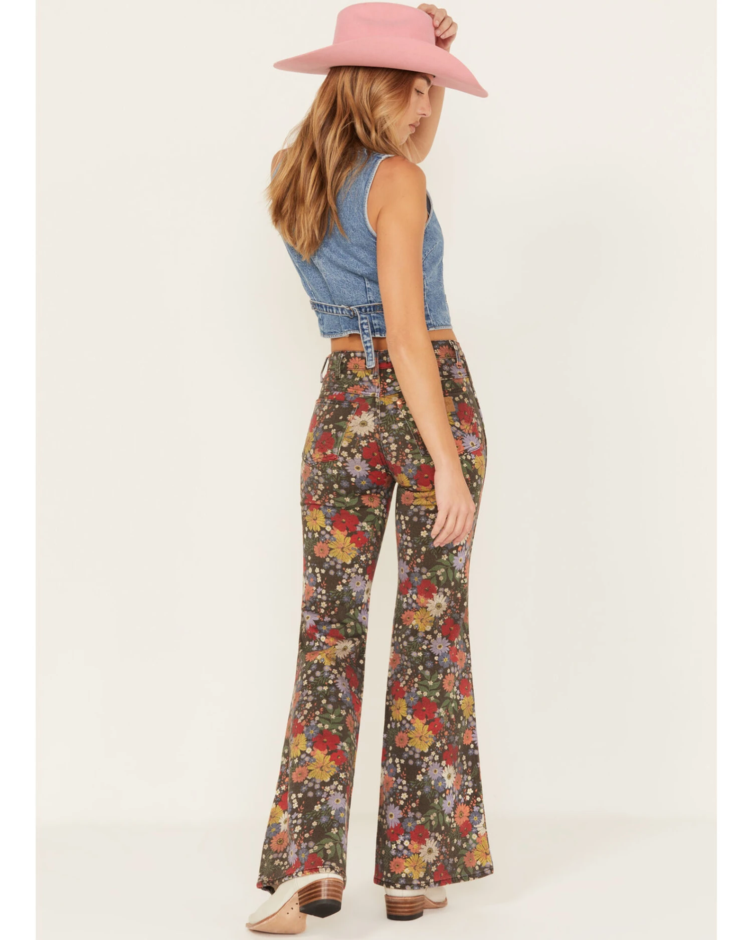 Wrangler Women's Bloom Print Wanderer Flare Jeans - Image 2
