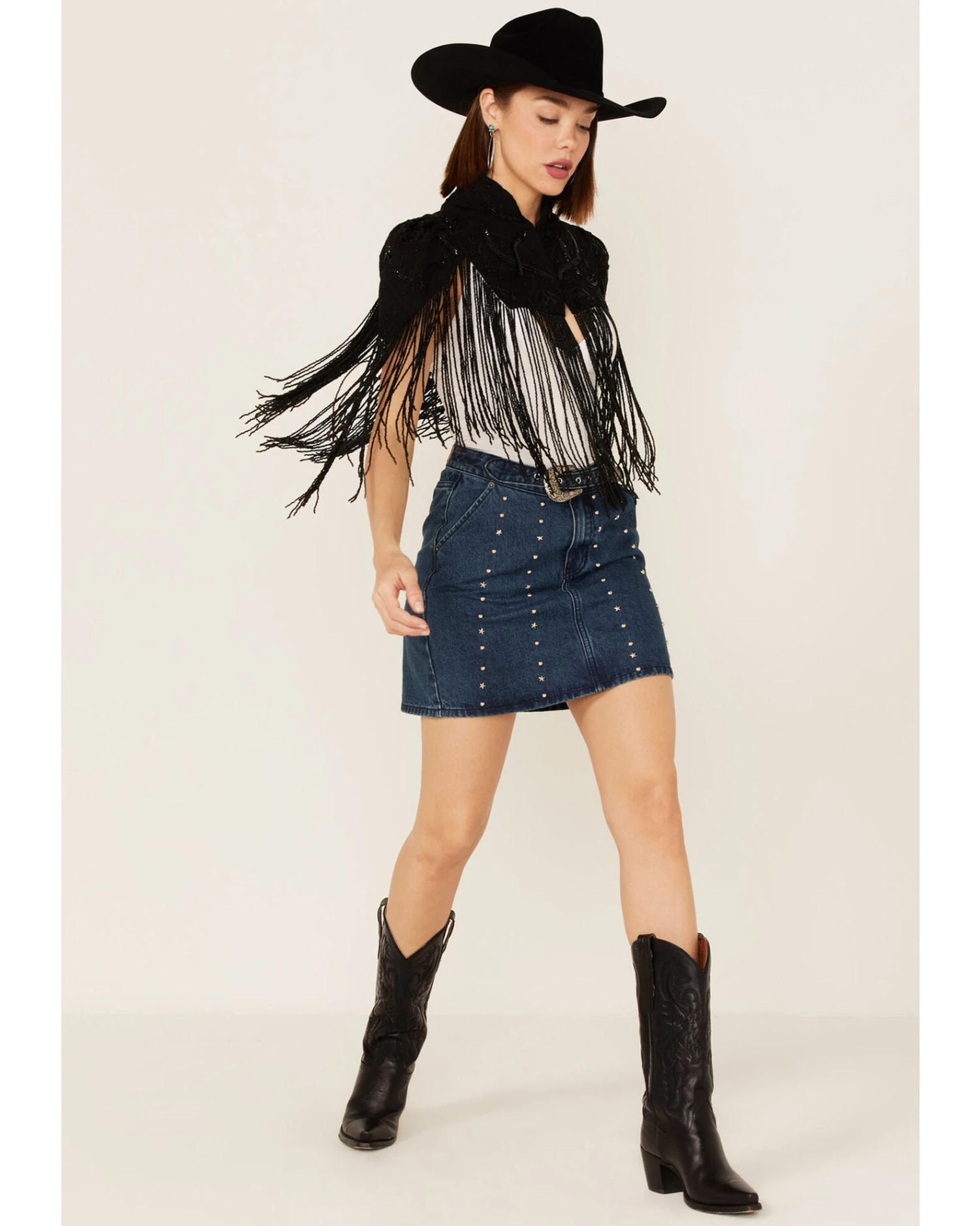 Any Old Iron Women's Beaded Fringe Shrug Cardigan - Image 5