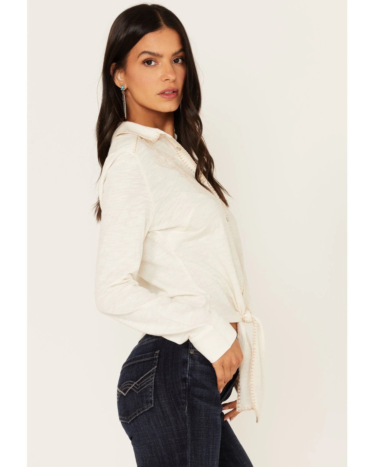 Idyllwind Women's Embroidered Tie Front Knit Long Sleeve Western Pearl Snap Shirt - Image 4