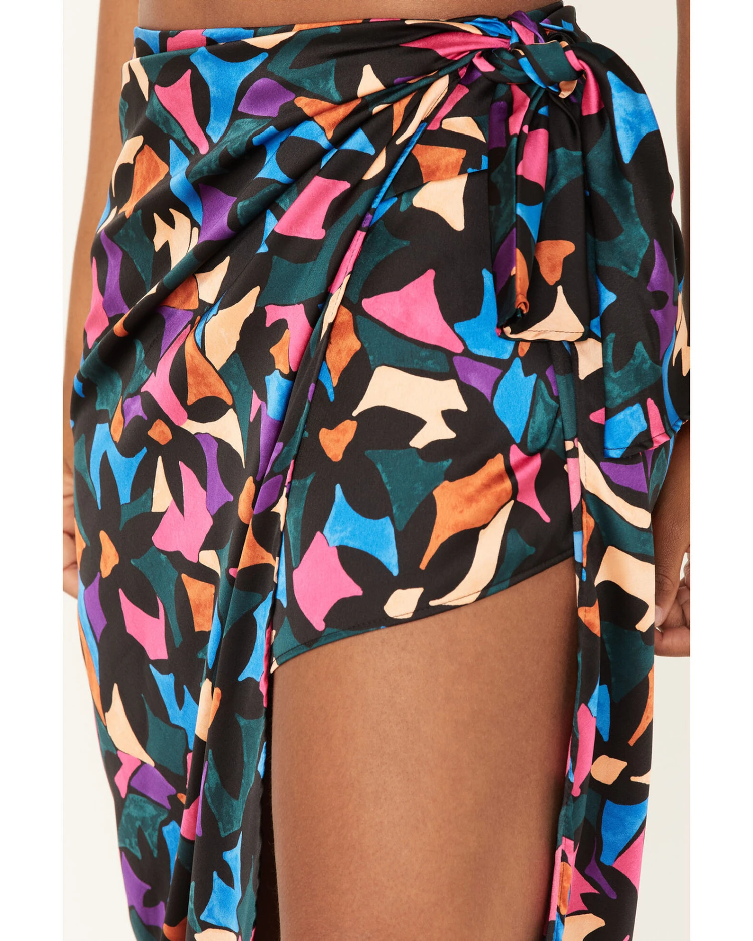 Show Me Your Mumu Women's Wrap Me Up Mosaic Print Skirt - Image 4