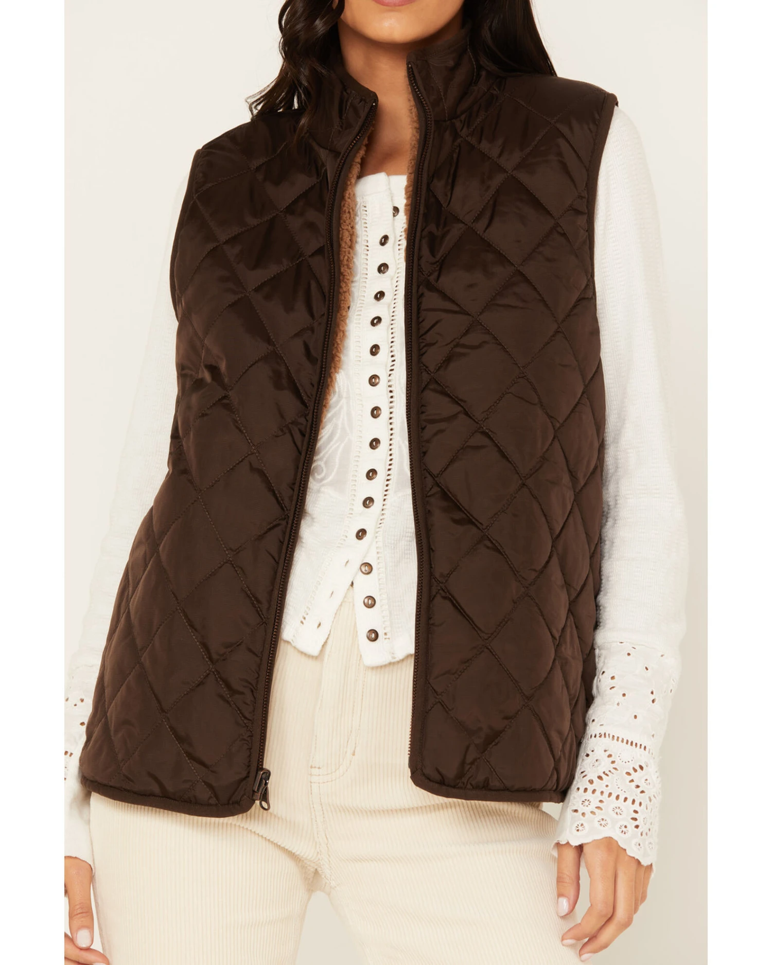 Cleo + Wolf Women's Reversible Sherpa Vest - Image 4