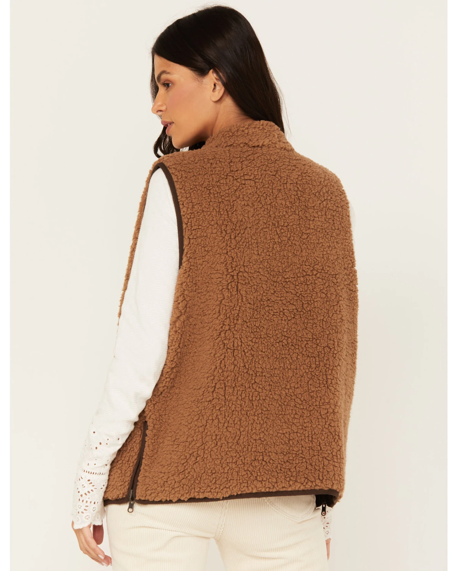 Cleo + Wolf Women's Reversible Sherpa Vest - Image 3