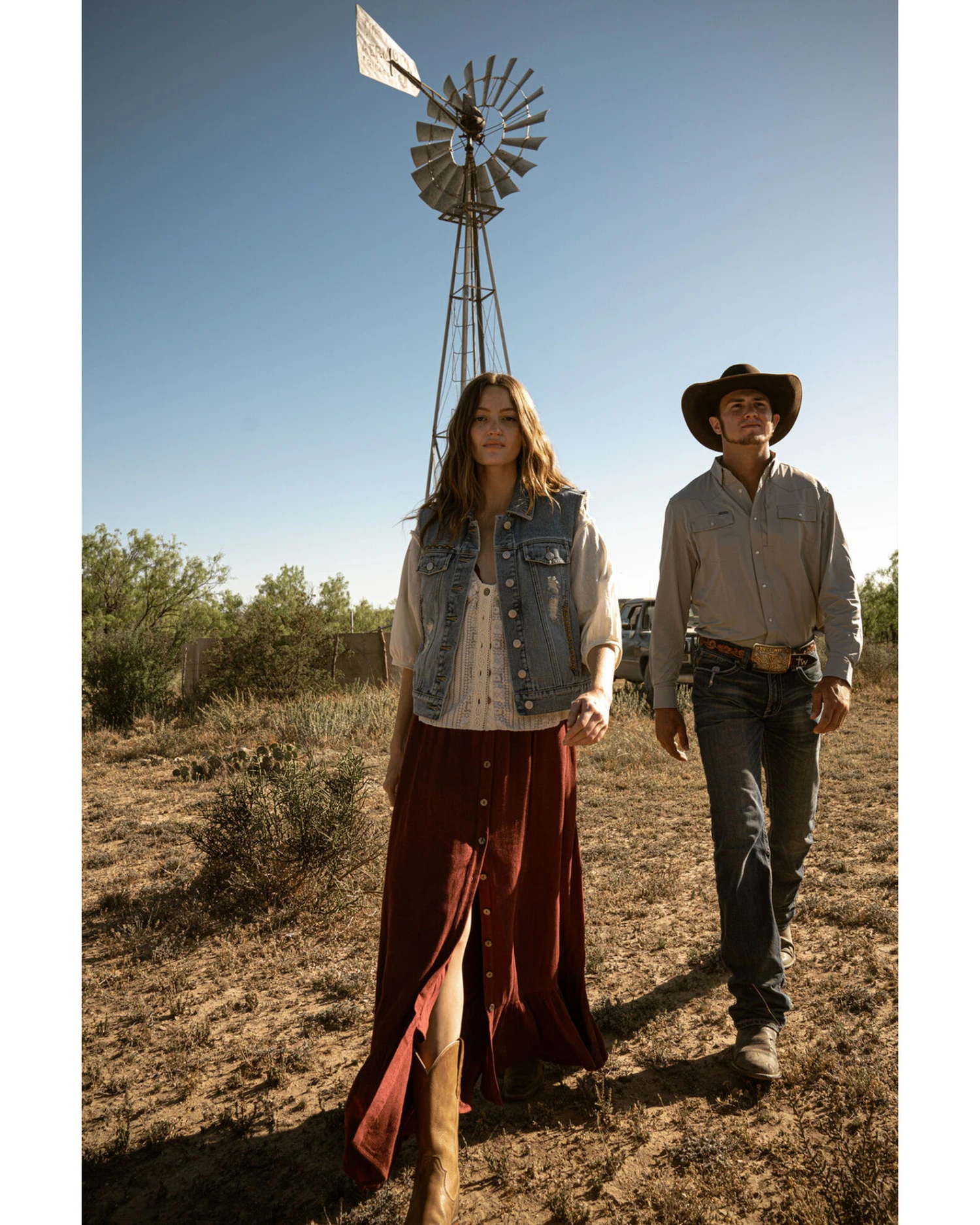 Cleo + Wolf Women's Medium Wash Oversized Embroidered Denim Vest - Image 3