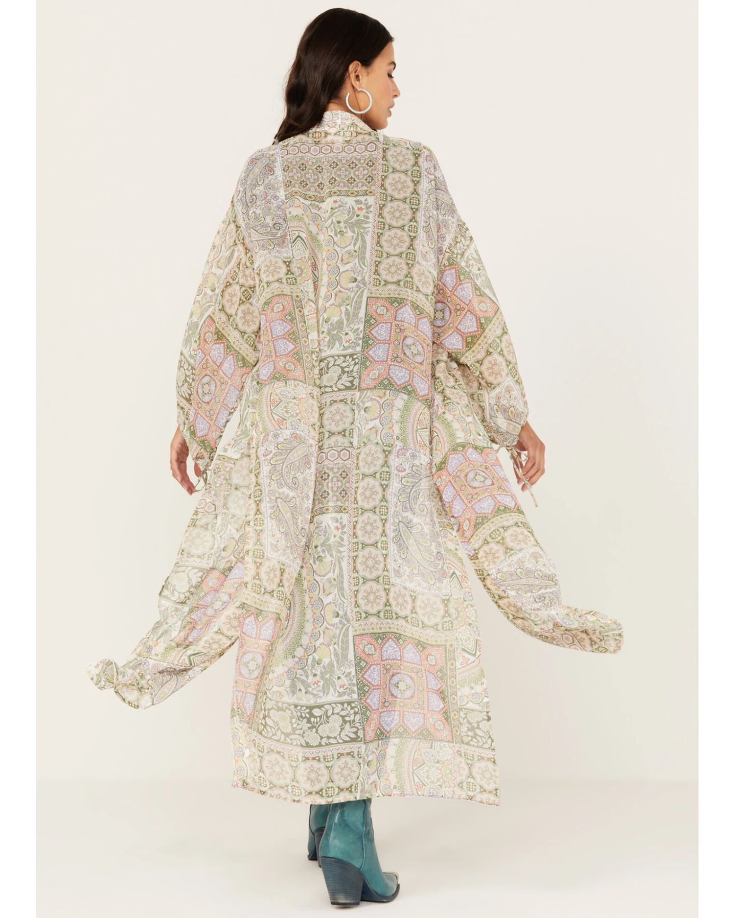 Shyanne Women's Printed Woven Kimono - Image 3