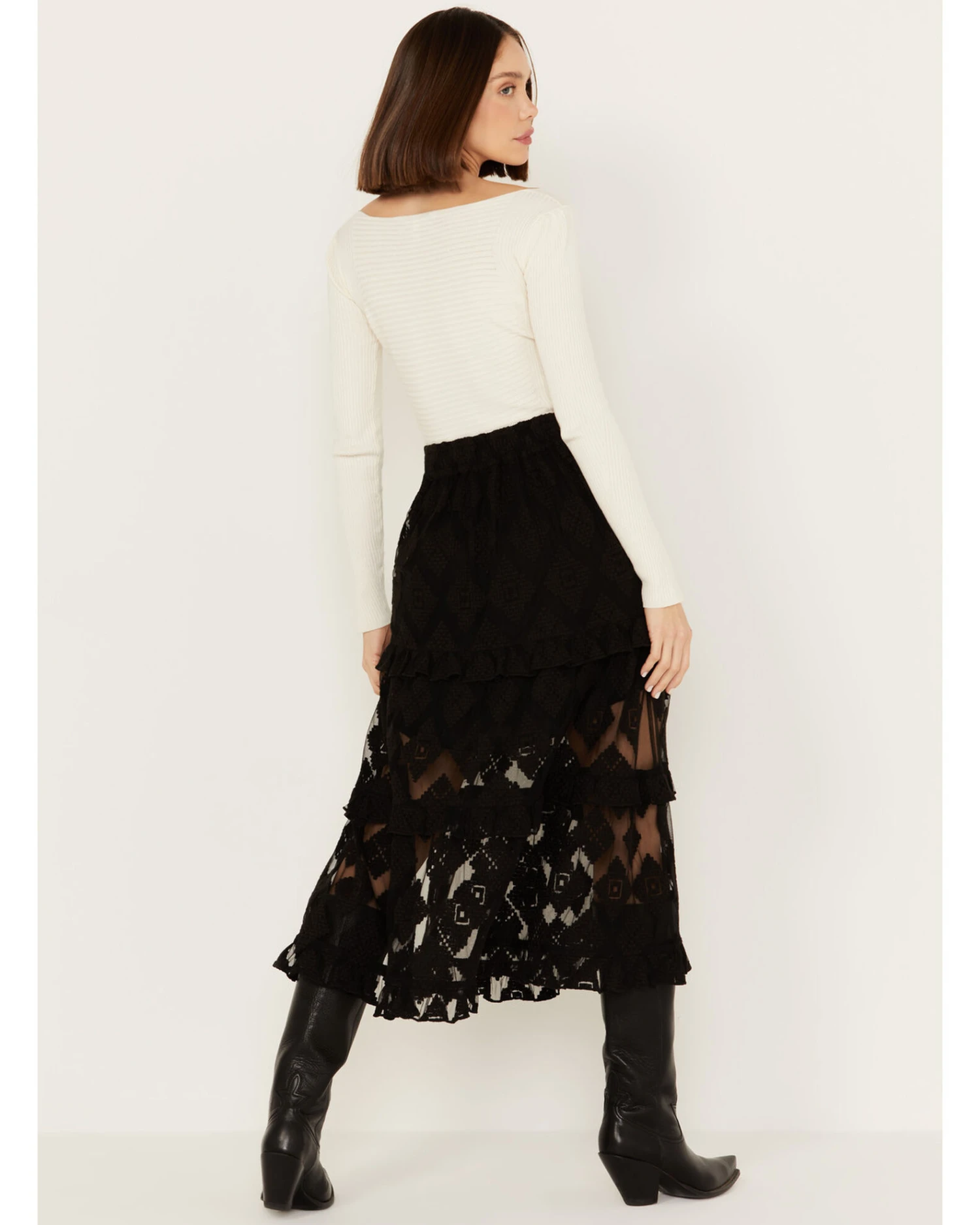 Shyanne Women's Diamond Embroidered Mesh Skirt - Image 4