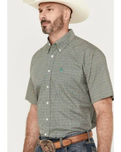 Cinch Men's Medallion Print Short Sleeve Button-Down Western Shirt